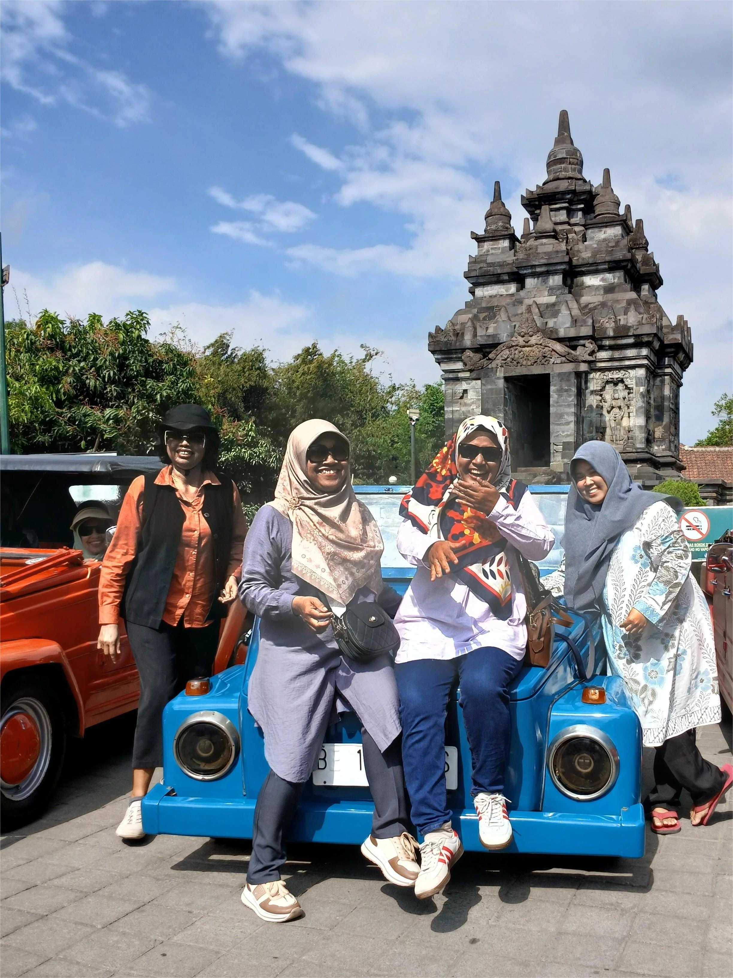 vw tour borobudur image