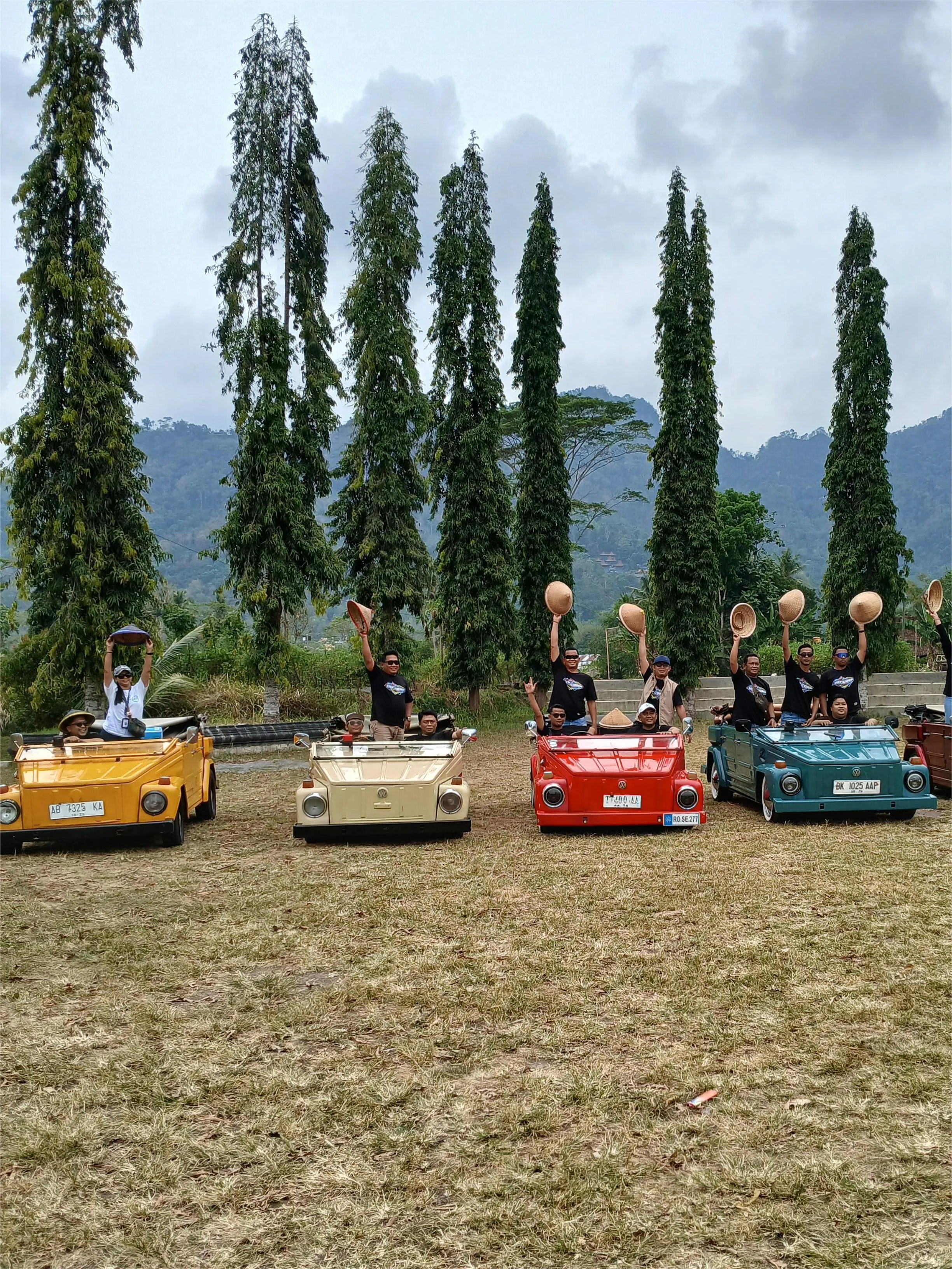 vw tour borobudur foto